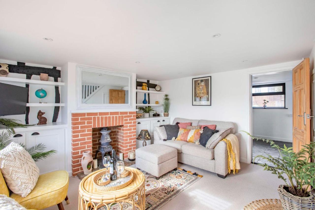 Stunning Character 2Bed Cottage In St Albans Wifi Luaran gambar